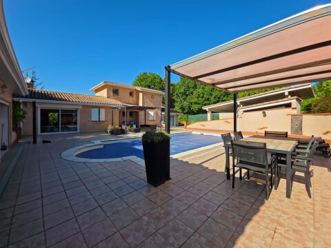   Villa d'exception avec piscine � Saint-Marcel-Paulel Villa - 6 pi�ce(s) - 167 m�