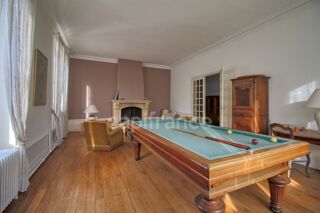  Maison � vendre 8 pi�ces 252 m�