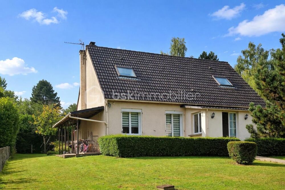 Maison familiale avec plain-pied de vie  Sous-sol total  1262 m² de terrain