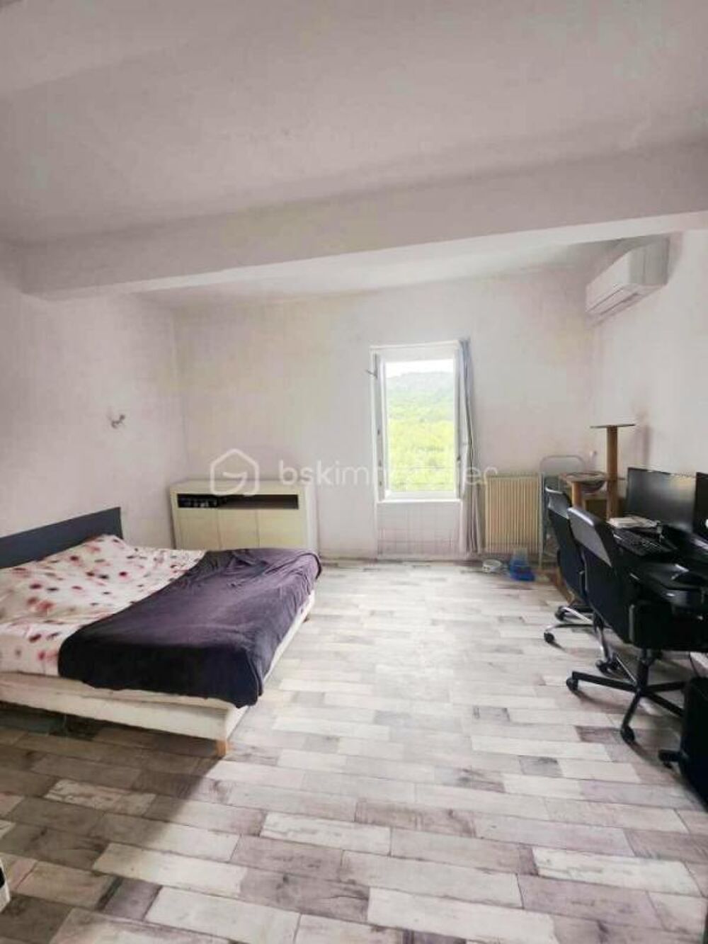 Maison de village avec petit extérieur