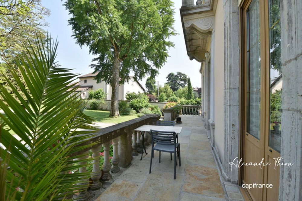 Maison à vendre 12 pièces (01)