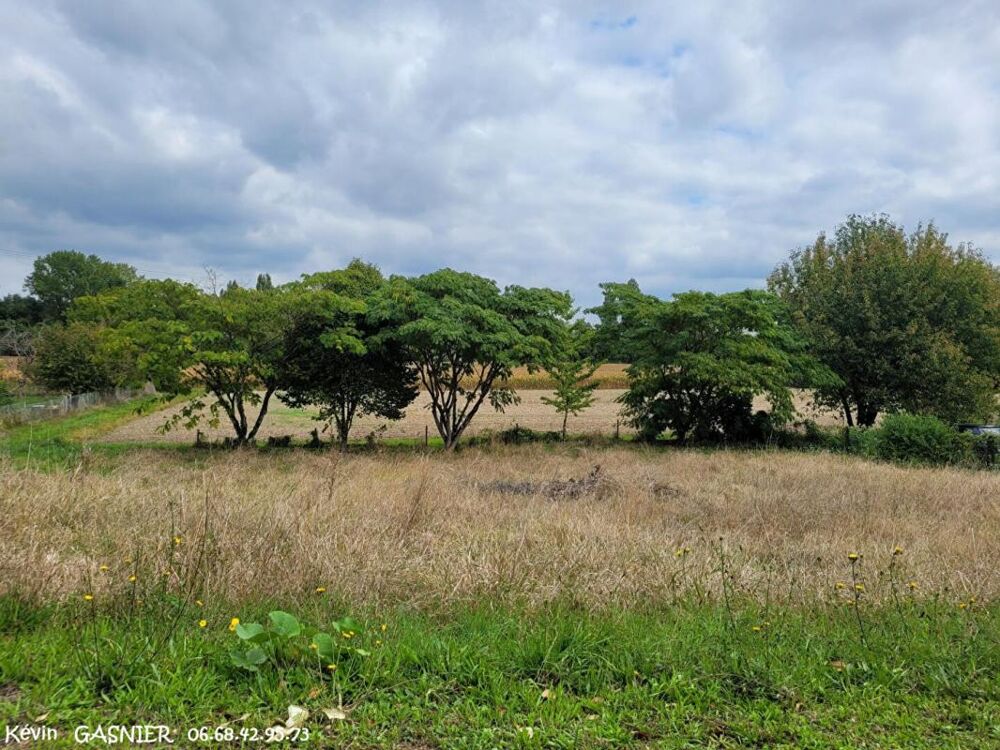 Vente Terrain LINARS (16730) : Terrain constructible de 830m2 Linars