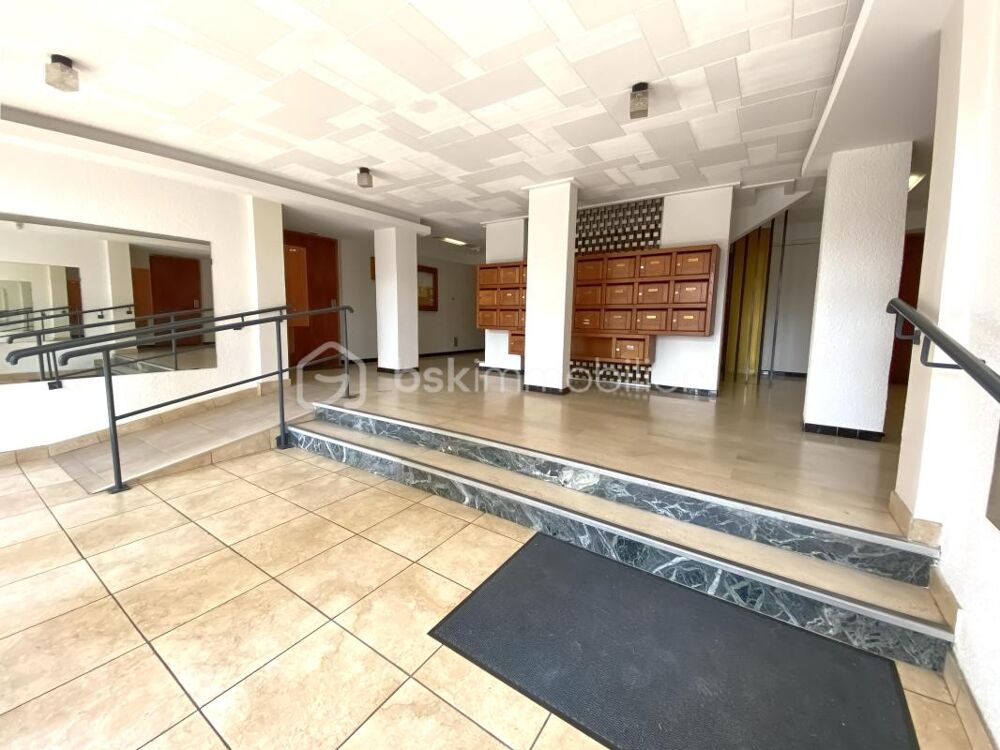 Appartement à GRENOBLE de type T2 en rez de chaussée