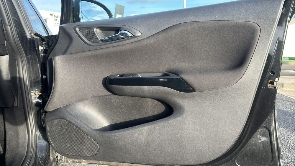 Corsa 1.4 90 Edition 2017 occasion 35310 Cintre