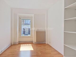  Appartement à louer 2 pièces 28 m²