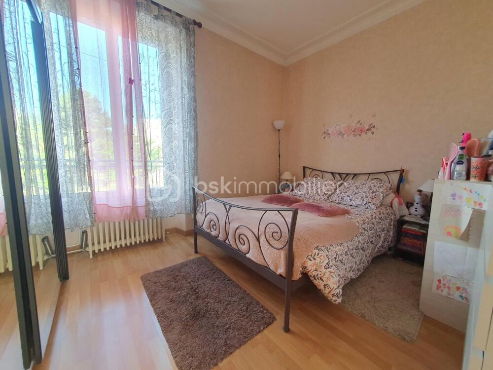 Vente Appartement SPACIEUX 2 pièces de 54 m² Corbeil essonnes
