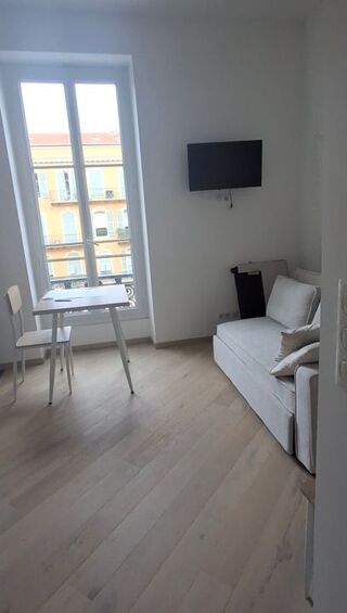  Appartement à louer 1 pièce 19 m²