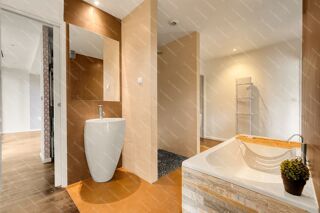  Villa à vendre 5 pièces 209 m²