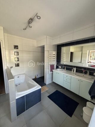  Maison � vendre 6 pi�ces 151 m�