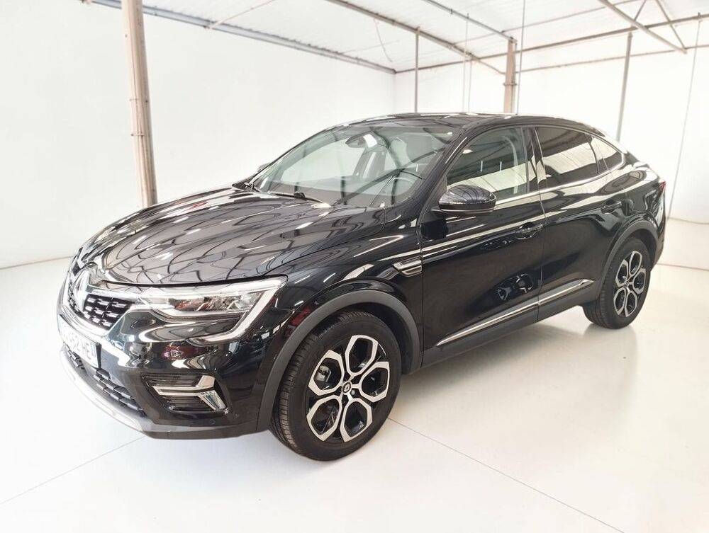 Arkana E-TECH 1.6 145 HYBRID 94 TECHNO 2023 occasion 06640 Saint-Jeannet