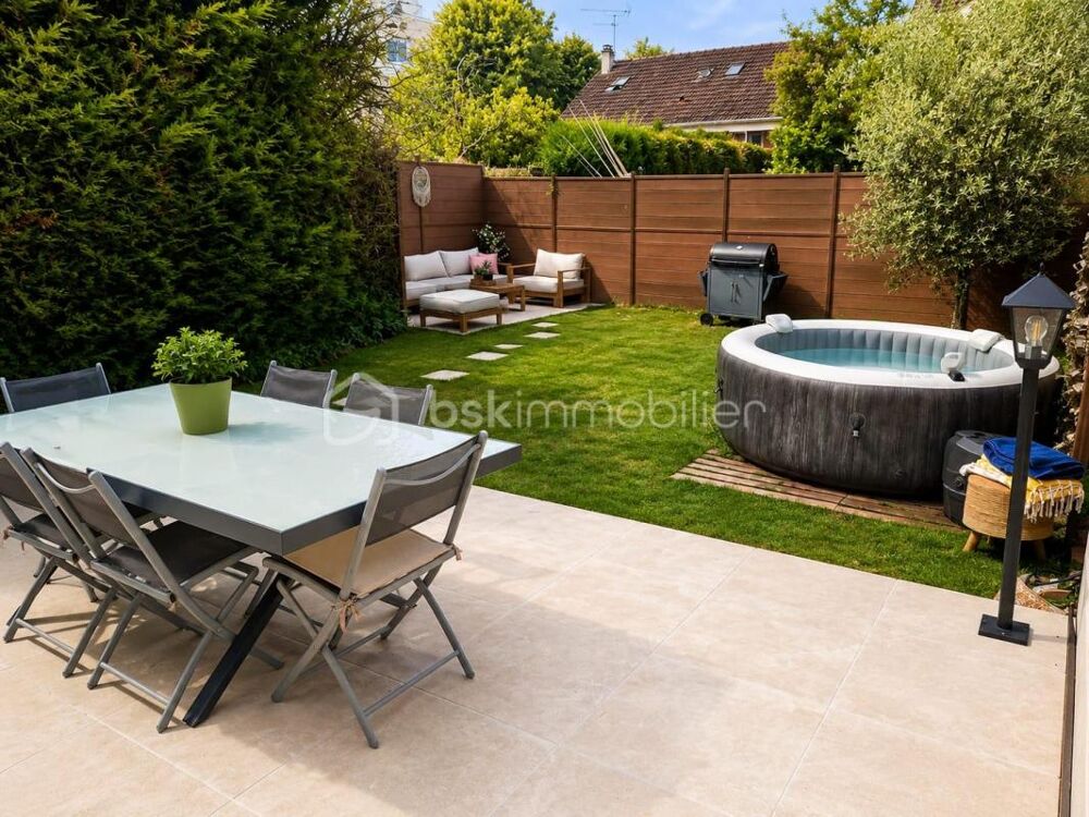 Maison 5 pièces 102 m² · à Claye Souilly · 102 m² · 355 000 €