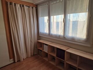  Appartement à louer 3 pièces 80 m²