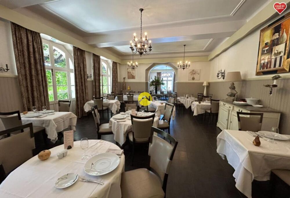   Hotel Restaurant 