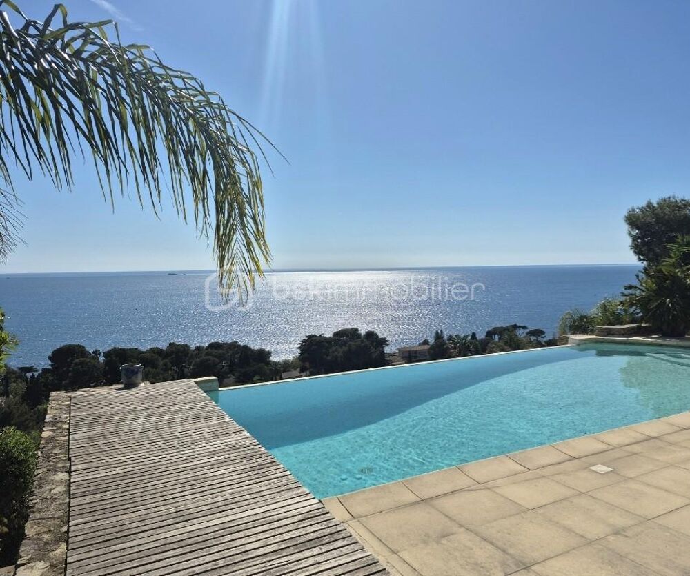 Maison 8 pièces 189 m² · à Carqueiranne · 189 m² · 2 369 000 €