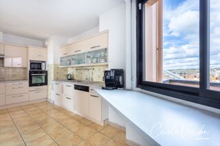  Appartement à vendre 8 pièces 192 m²