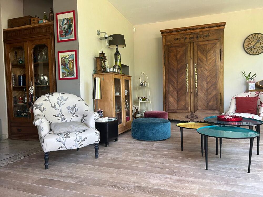 Élégante propriété familiale avec jardin arboré aux portes de Paris