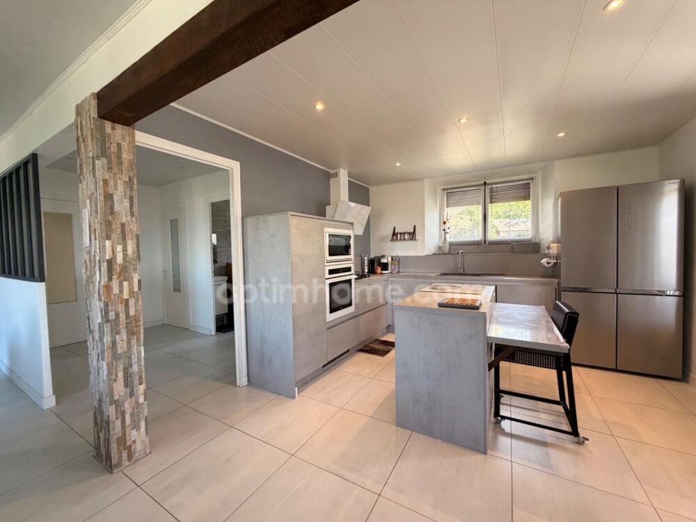 GRUFFY  MAISON FAMILIALE 174 M² AVEC VUE MONTAGNES, TERRASSE ET ESPACE INDÉPENDANT