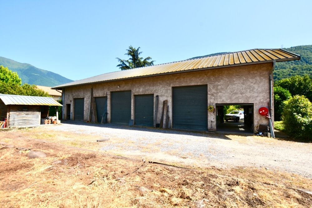 Vente Maison ALBERTVILLE (73) Terrain 8311 m2 - Maison de 189 m2 - Hangars/Garages de 178 m2 Albertville