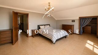  Maison à vendre 6 pièces 293 m²