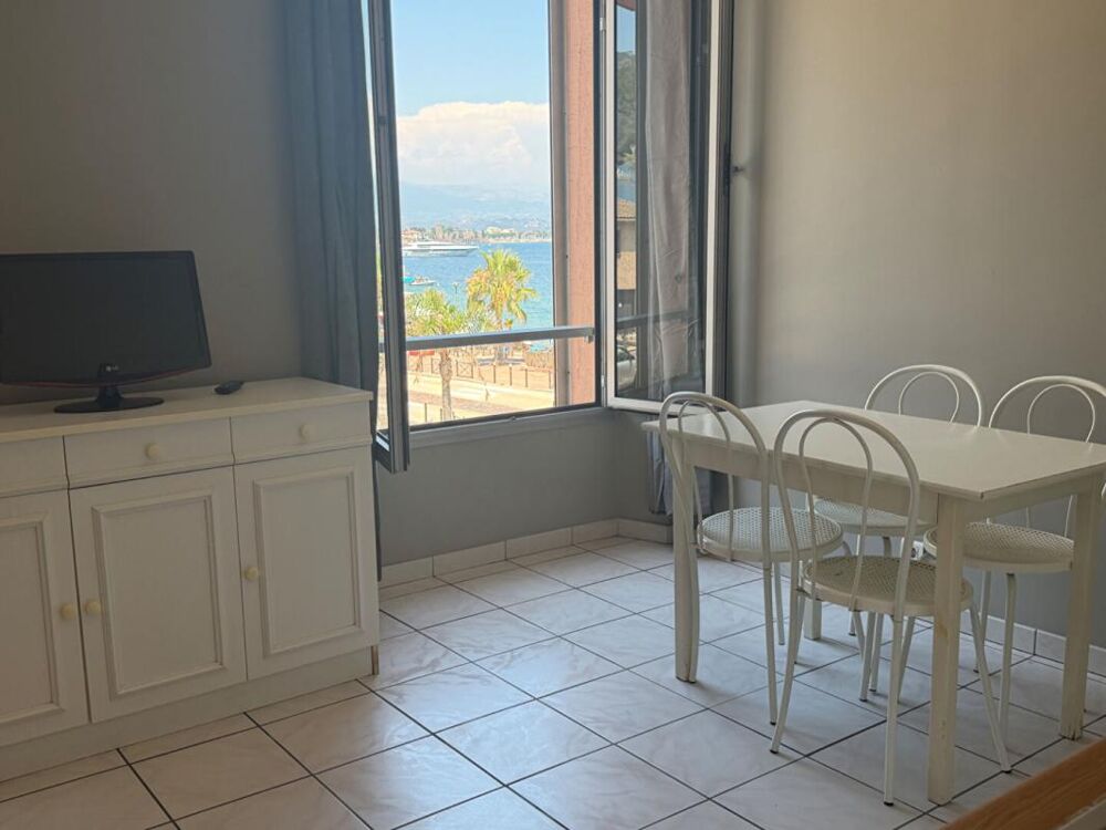 Vente Appartement Théoule sur Mer, Studio 22m²  vue mer,  Port et plages à pied Theoule sur mer
