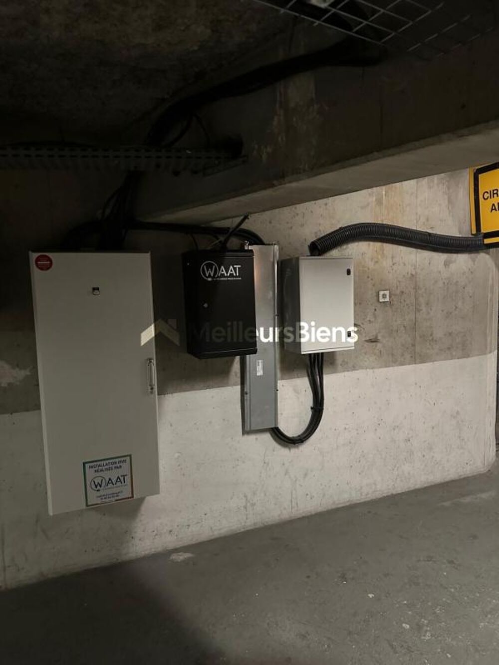 Vente Parking/Garage Double box fermé, places côte à côte – Accès facile, électricité et potentiel IRVE Boulogne billancourt