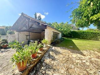  Propriété/château à vendre 7 pièces 230 m²