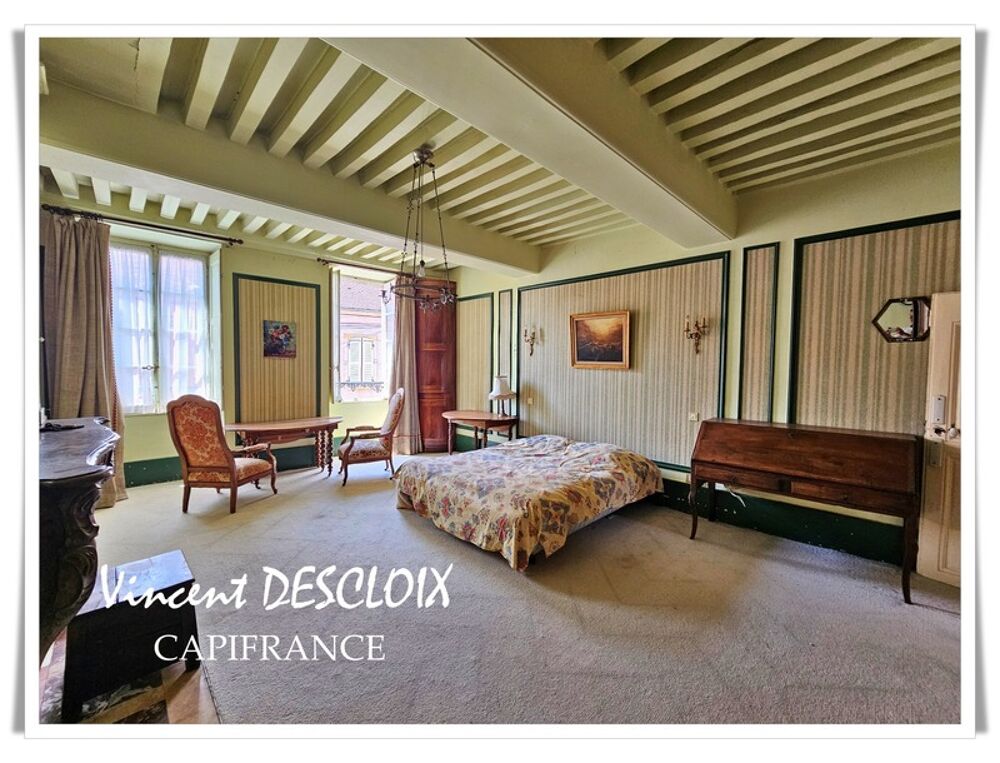 Maison à vendre 7 pièces SAULIEU (2110)