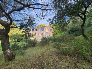  Villa � vendre 10 pi�ces 220 m�