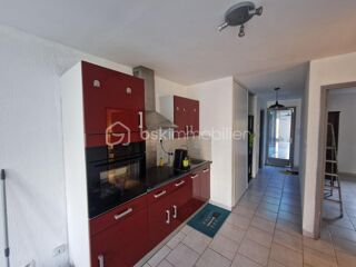  Immeuble à vendre 10 pièces 214 m²