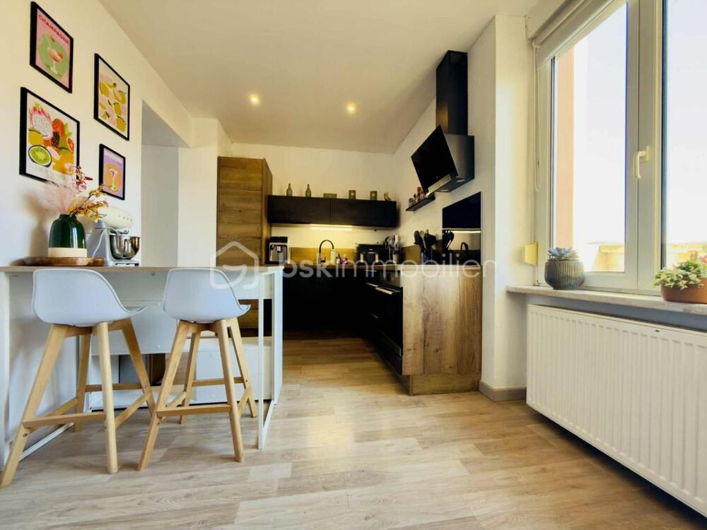 Vente Appartement Appartement entièrement rénové de 108m² à Forbach - Coup de cœur assuré ! Forbach