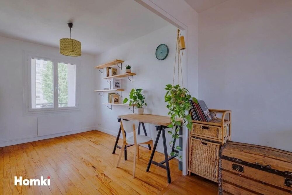Vente Appartement T3 (poss T4) de 68 m² - Balcon - Cave - Gratte-Ciel Villeurbanne