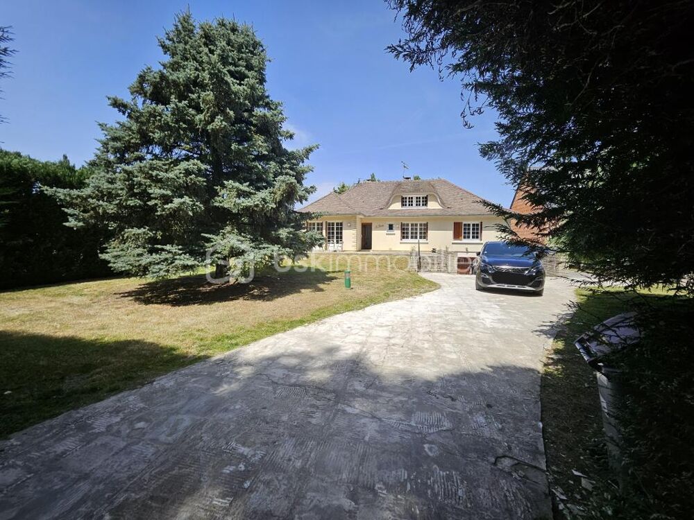 PAVILLON INDIVIDUEL SUR SOUS-SOL TOTAL - JARDIN DE 1456m²