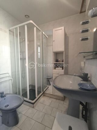  Propriété/château à vendre 12 pièces 199 m²