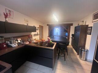  Maison � vendre 9 pi�ces 238 m�