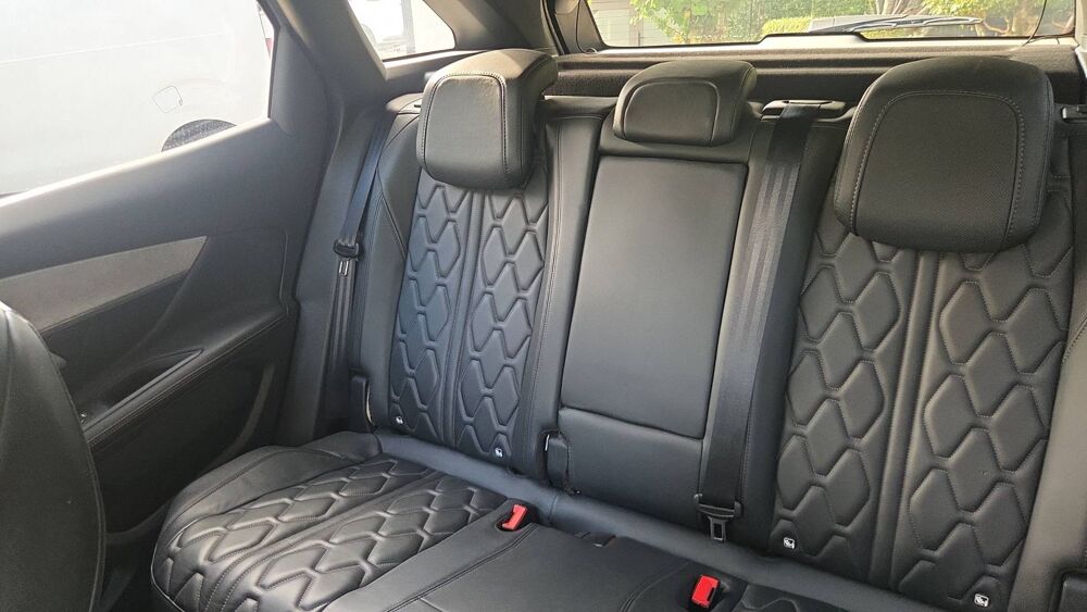 3008 II 1.6 THP 300 Hybrid4 EAT8 Gt Pack - Entretien constructeur 2021 occasion 06220 Vallauris