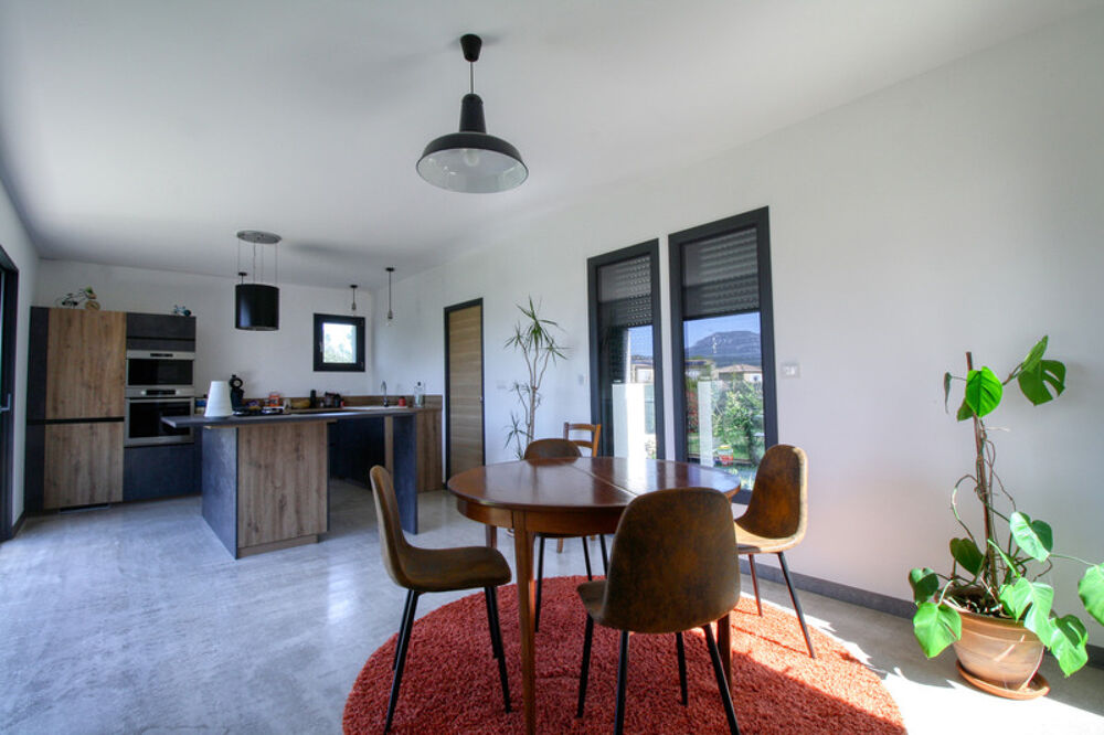 � vendre  Villa Saint-Mathieu-de-Tr�viers (34270)