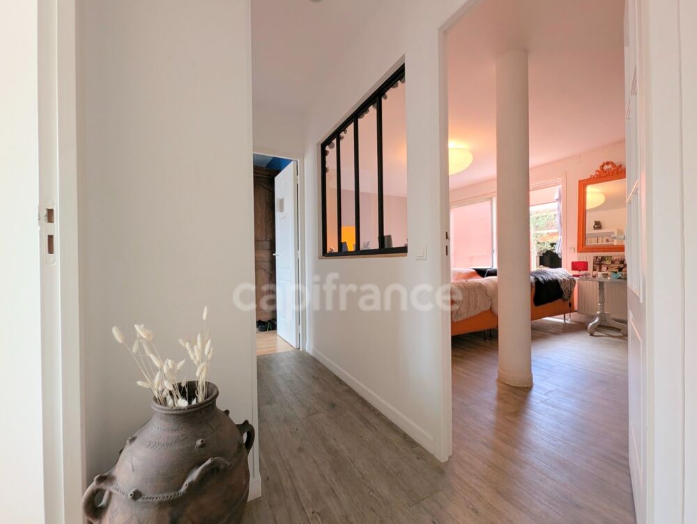 Vente Appartement Appartement à vendre 5 pièces BORDEAUX BASTIDE - STALINGRAD - JARDIN BOTANIQUE (33) Bordeaux
