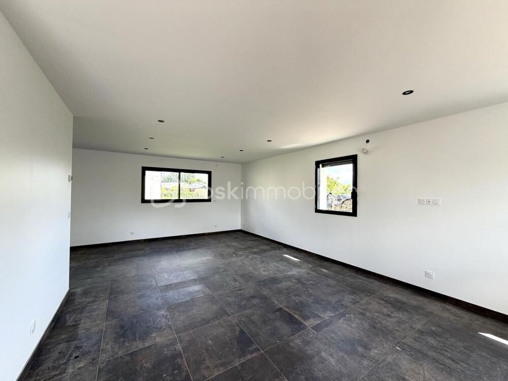 Vente Maison Maison 2026 - garage - 3 chambres - 2 salles de bain Vieux manoir