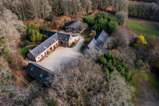  Propriété/château à vendre 10 pièces 890 m²