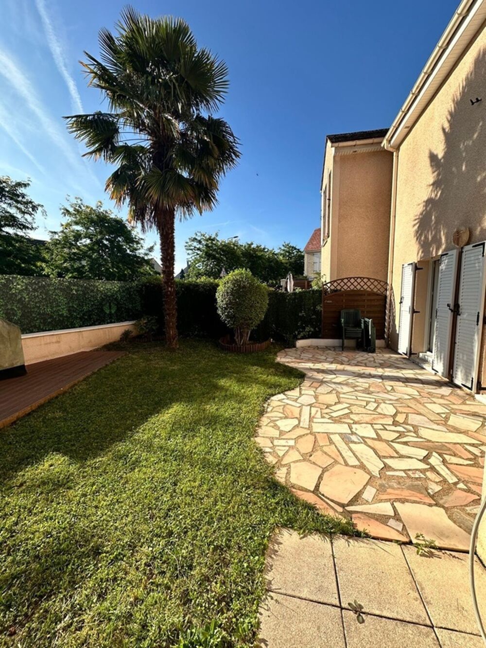 Maison familiale de 173 m² à vendre à Vauréal  6 pièces, 4 chambres, état impeccable