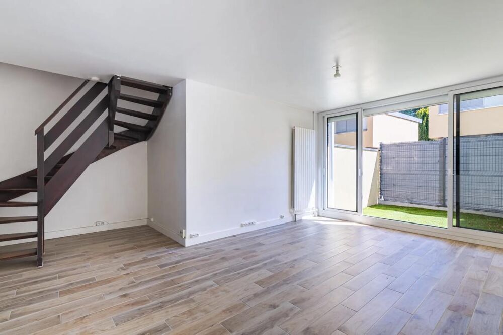 Duplex de 3 pièces de 68 m² à Massy-Terasse-cave - RER VERRIERE