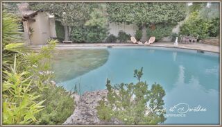  Maison � vendre 8 pi�ces 325 m�