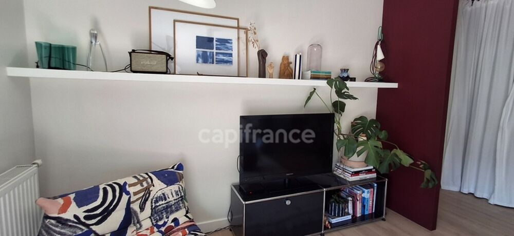 Appartement 2 pièces avec terrasse au 2ème et dernier étage proche de Rennes
