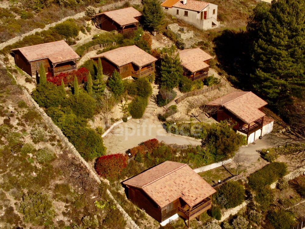 Vente Propriété/Château Dpt Corse (20), à vendre EVISA, propriété avec six chalets en bois, terrasse vue panoramique, piscine, parking Evisa