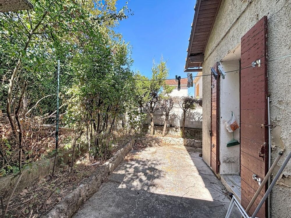 Vente Maison ANCIENNE MAISON À RÉNOVER – 105 m² – 4 CHAMBRES – TERRAIN 369 m² – GARAGE – CAVE- MARSEILLE 13e Marseille 13