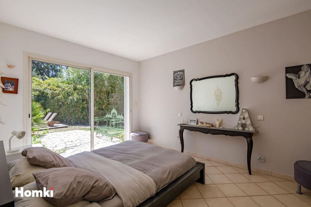 � vendre  Maison Saint-Rapha�l (83700)