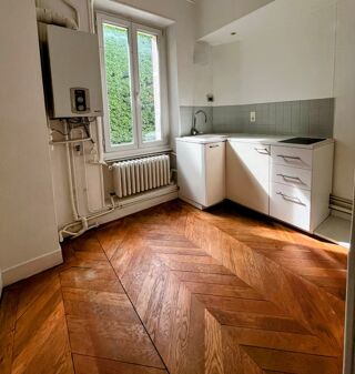  Appartement à louer 2 pièces 46 m²