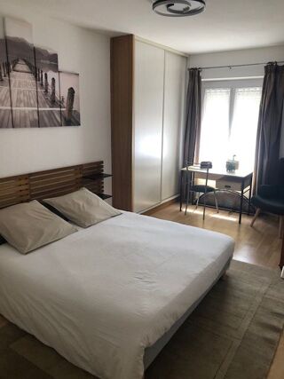  Appartement à louer 2 pièces 50 m²