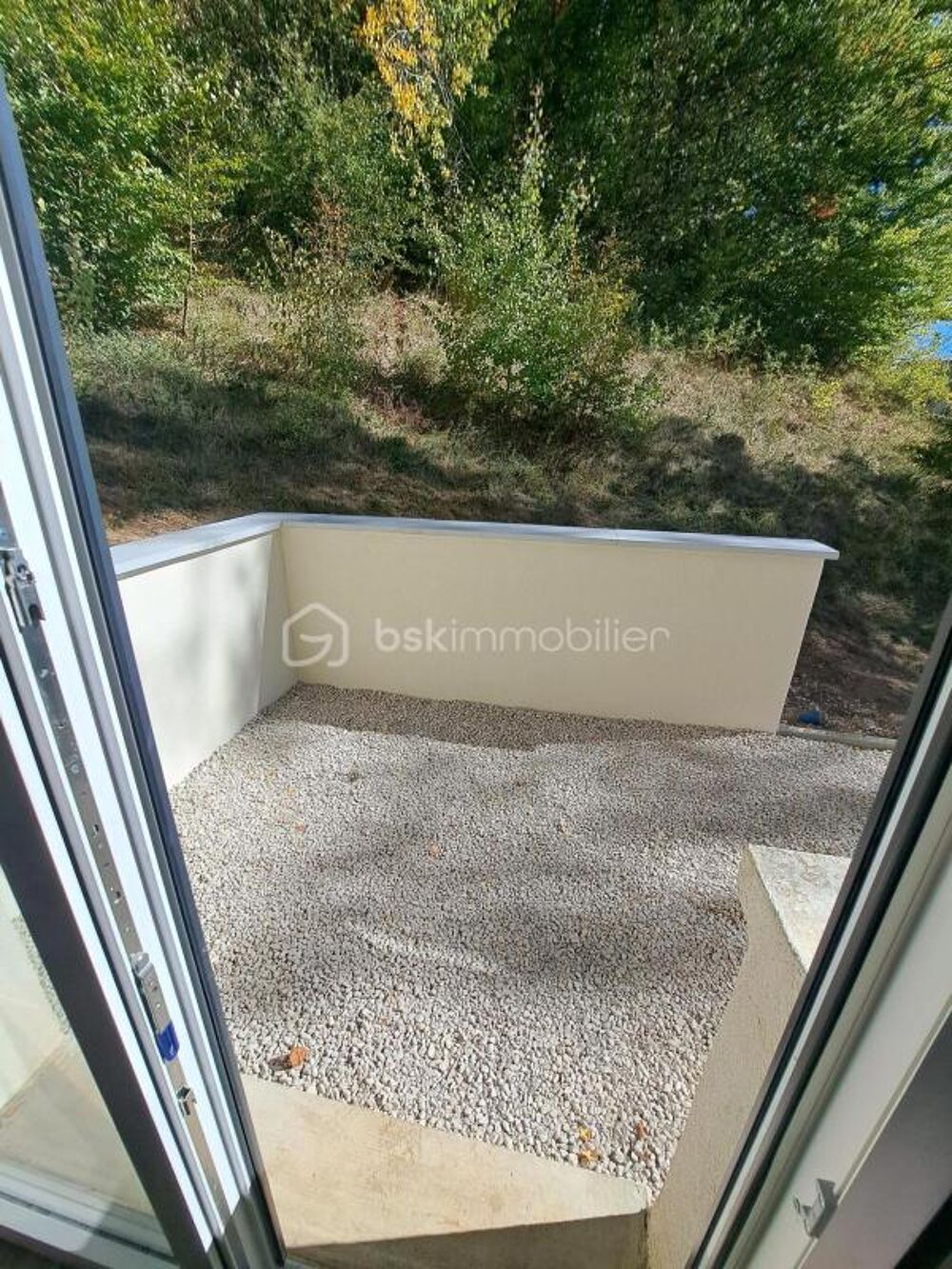 LOFT DEXCEPTION À MORBIER  ENTRE NATURE, MODERNITÉ & FRONTIÈRE SUISSE