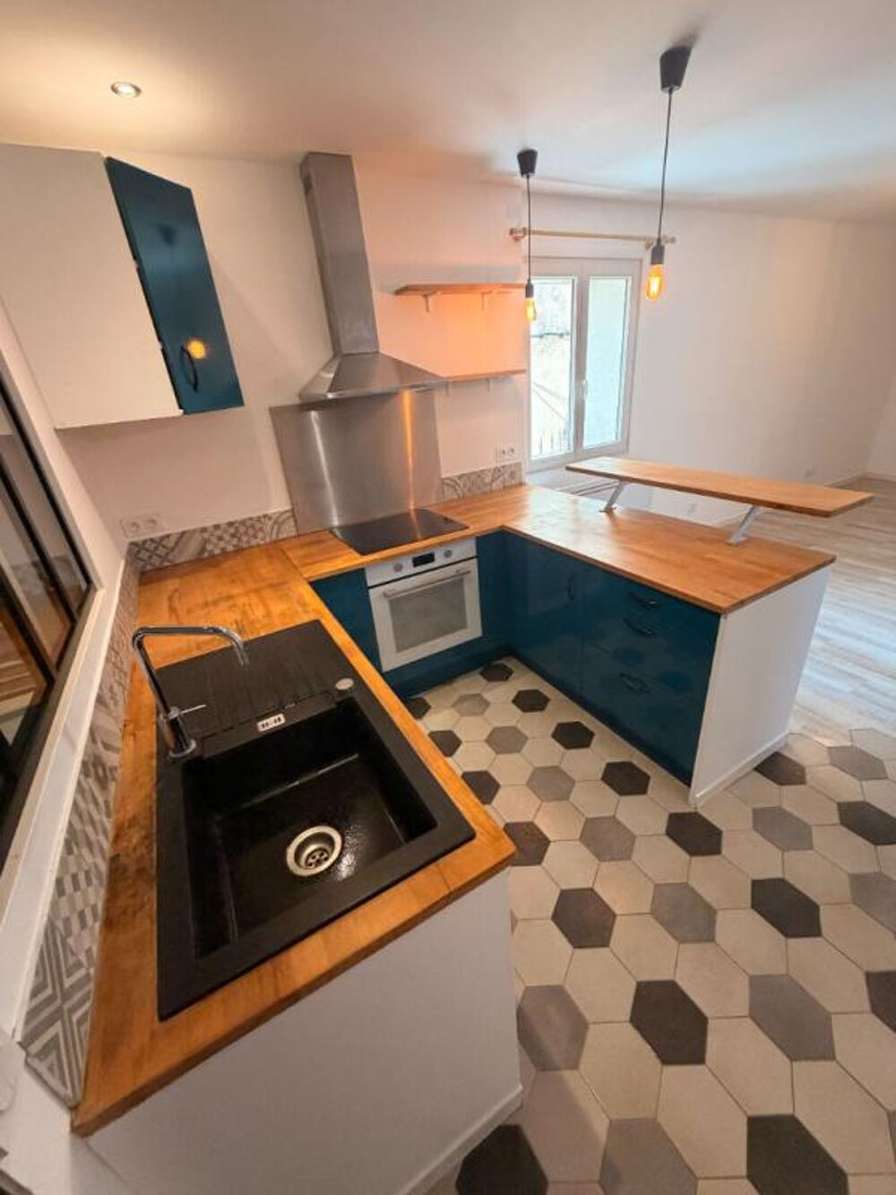 Roquevaire -T2 de 36 m² entièrement rénové
